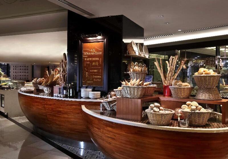 هتل Sofitel Philippine Plaza Manila