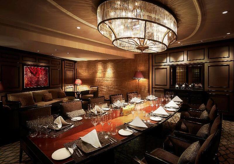 هتل Sofitel Philippine Plaza Manila