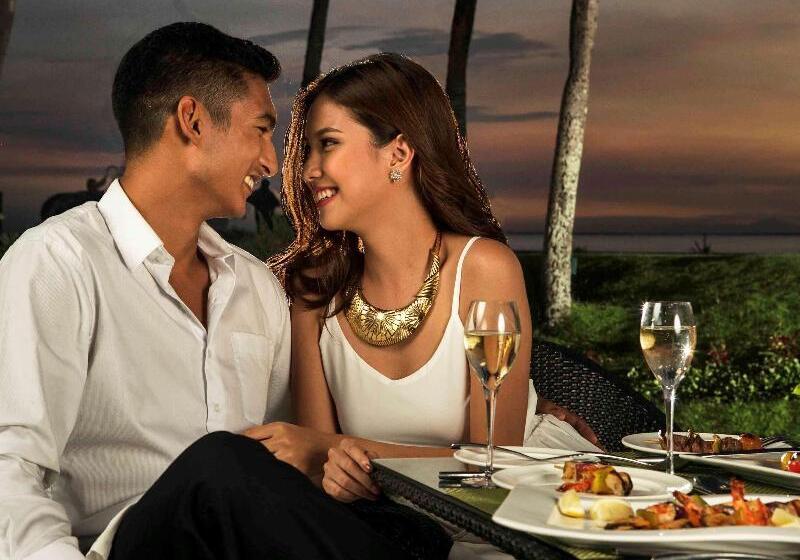 هتل Sofitel Philippine Plaza Manila