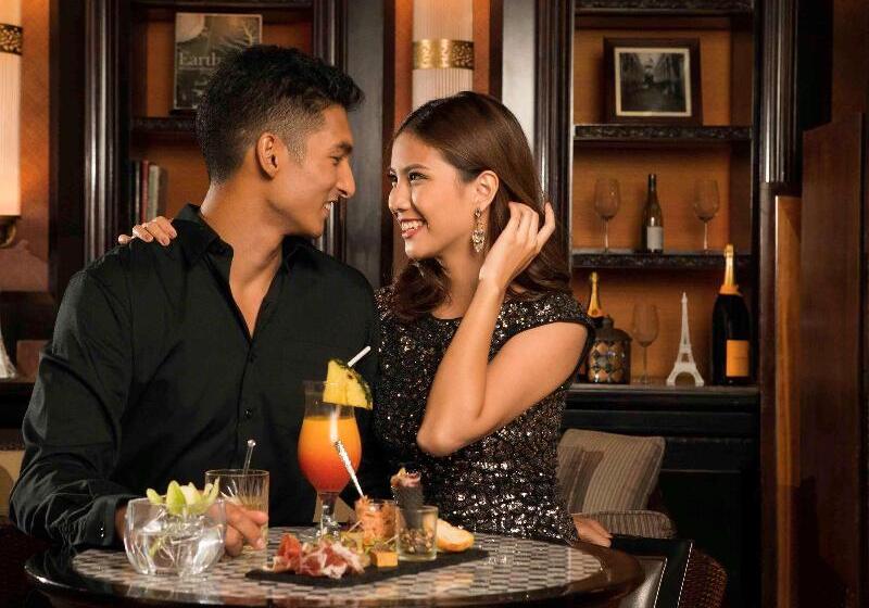 هتل Sofitel Philippine Plaza Manila