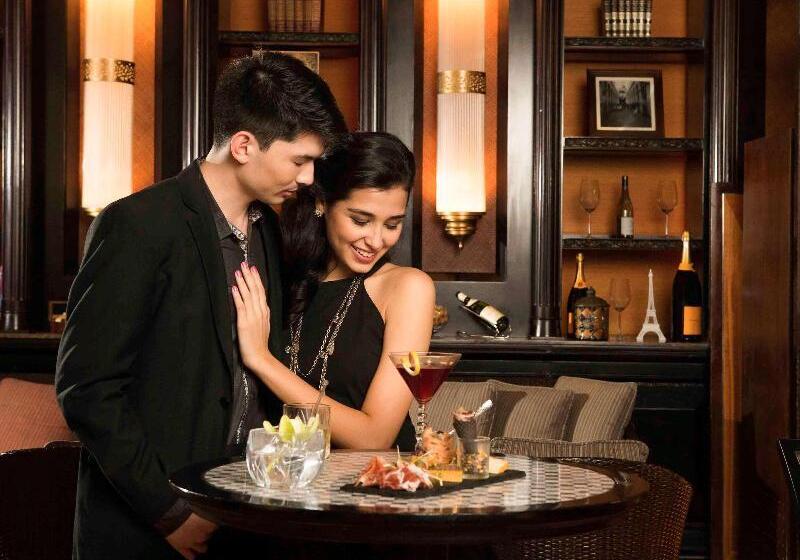 هتل Sofitel Philippine Plaza Manila