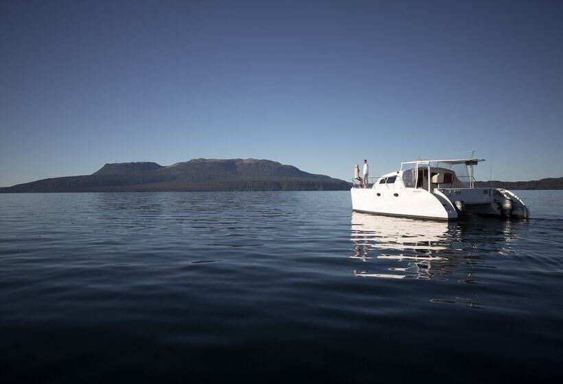 Отель Solitaire Lodge