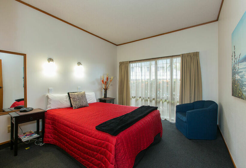 فندق Summit Motor Lodge