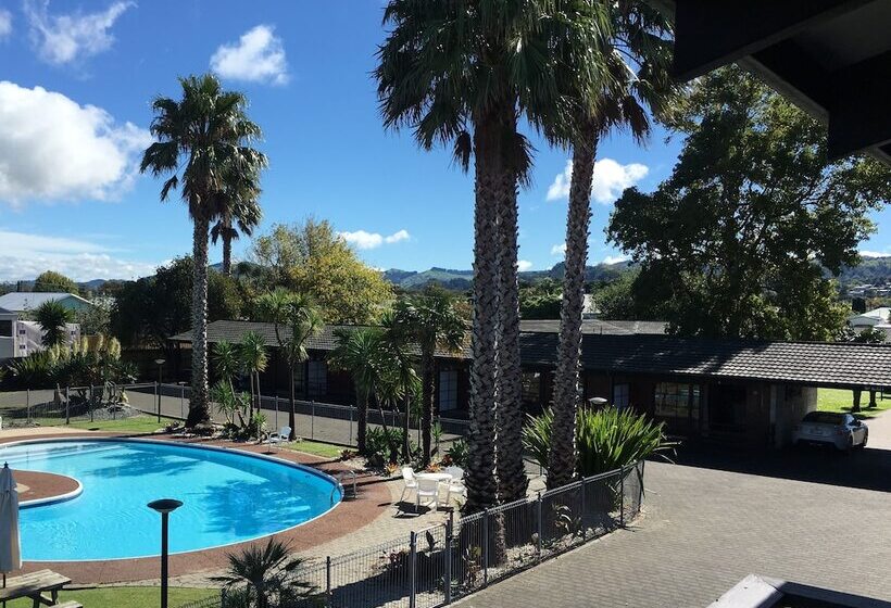 هتل Teal Motor Lodge