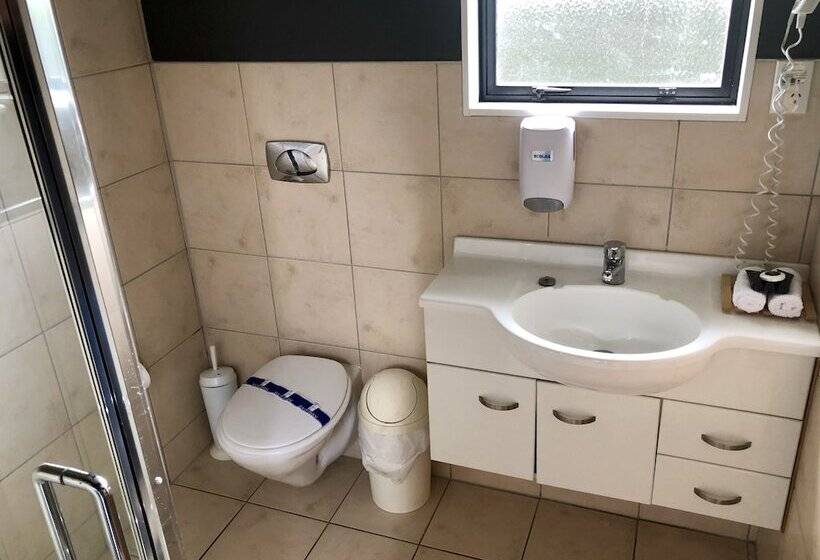 هتل Teal Motor Lodge