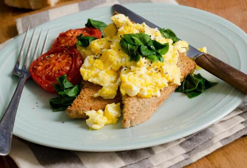 Отель The Grosvenor