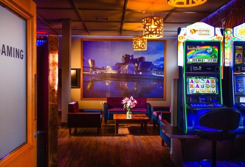 Отель The Grosvenor