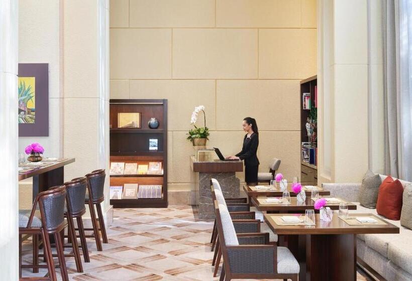 هتل The Peninsula Manila