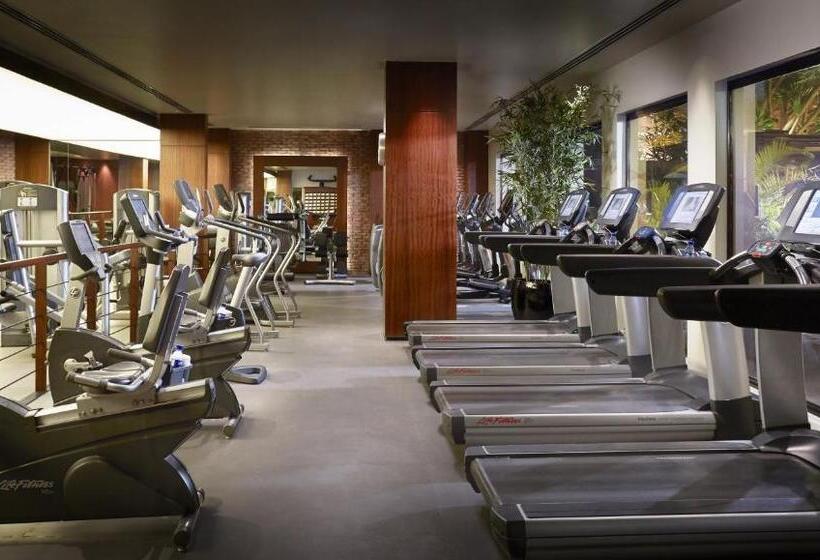 هتل The Peninsula Manila