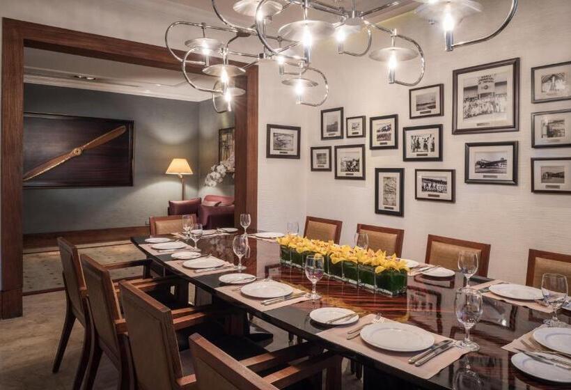 هتل The Peninsula Manila