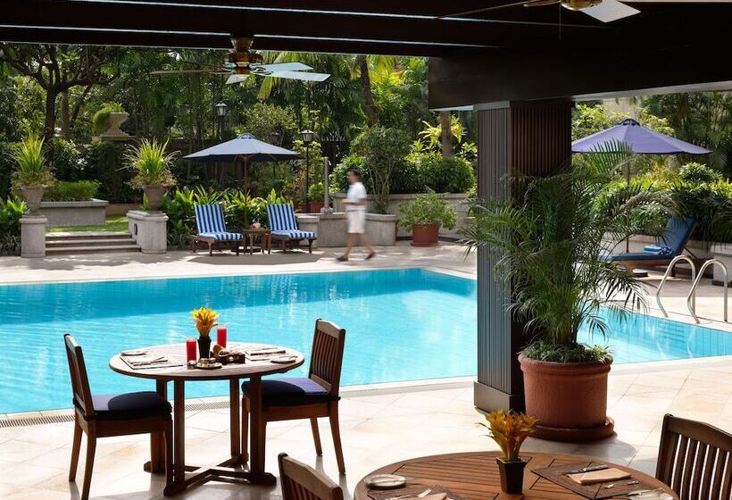 هتل The Peninsula Manila