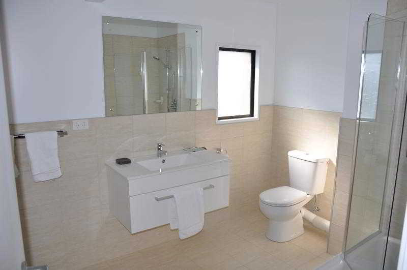 The Victoria Hotel Dunedin