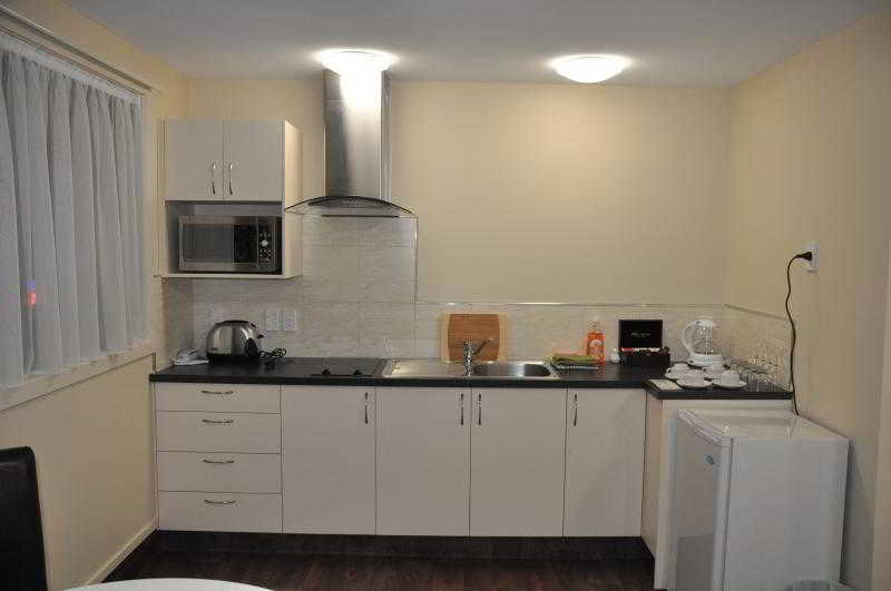 The Victoria Hotel Dunedin