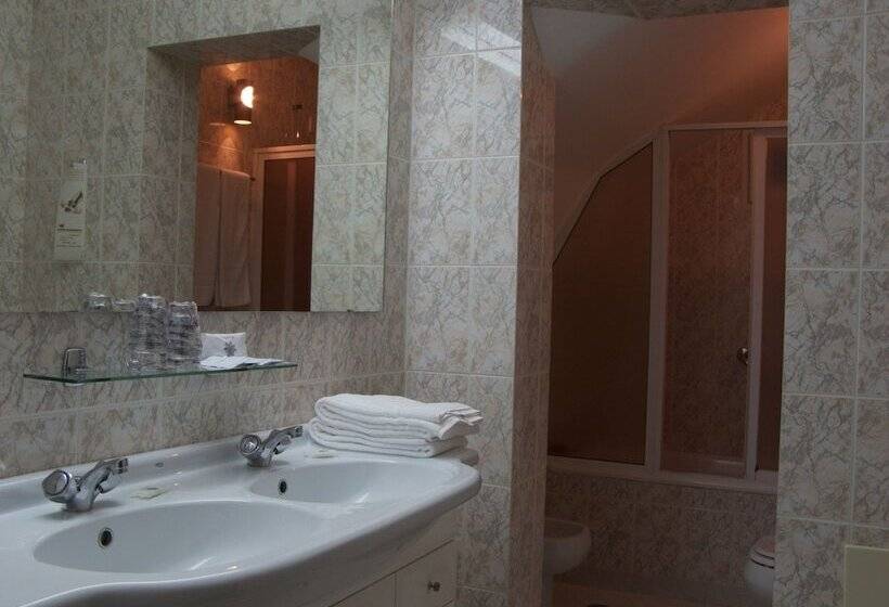 Отель Up Pateira