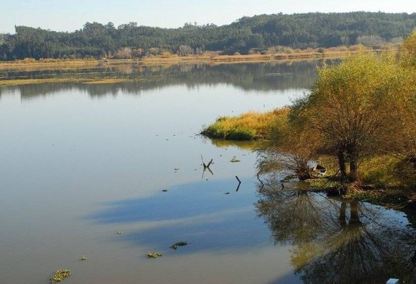 Отель Up Pateira