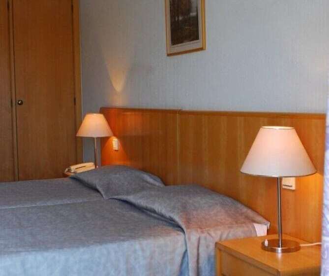 Отель Up Pateira