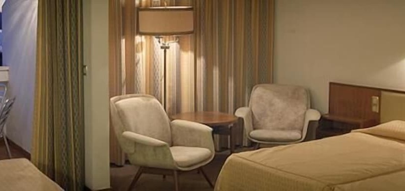 Отель Up Pateira