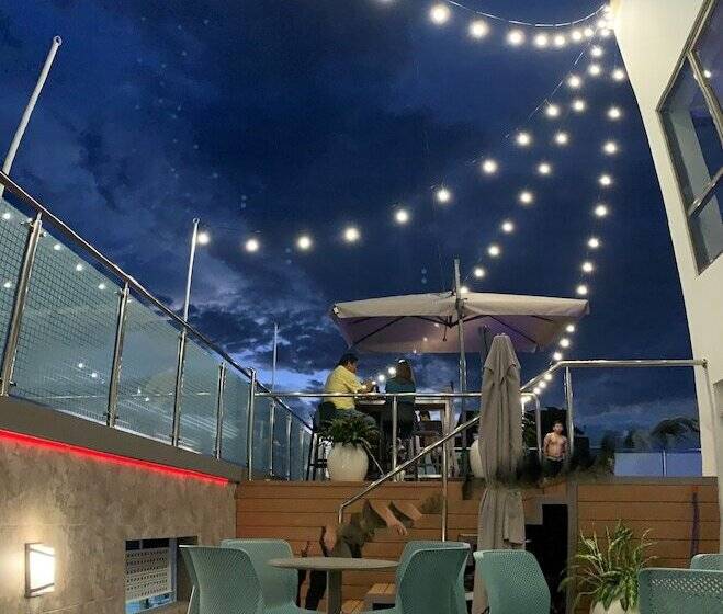 هتل Victoria Regia