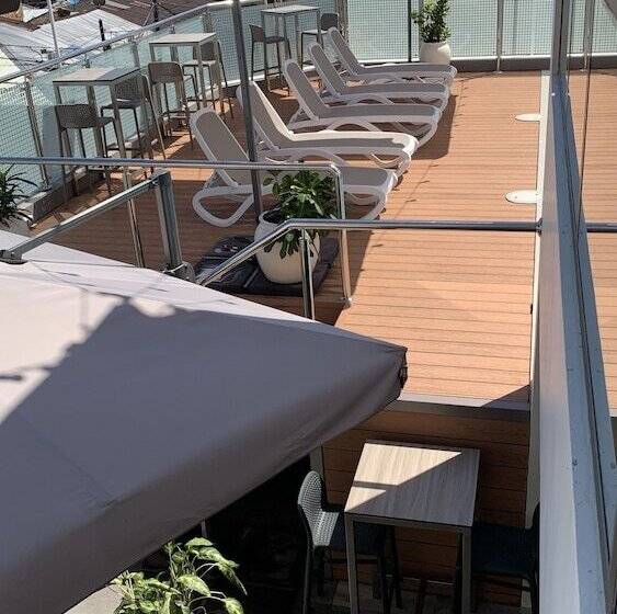 هتل Victoria Regia