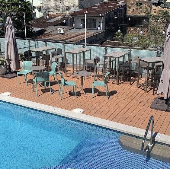 هتل Victoria Regia