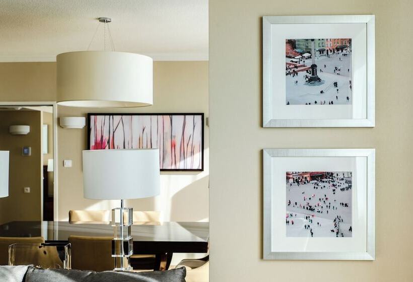 酒店 Warsaw Presidential