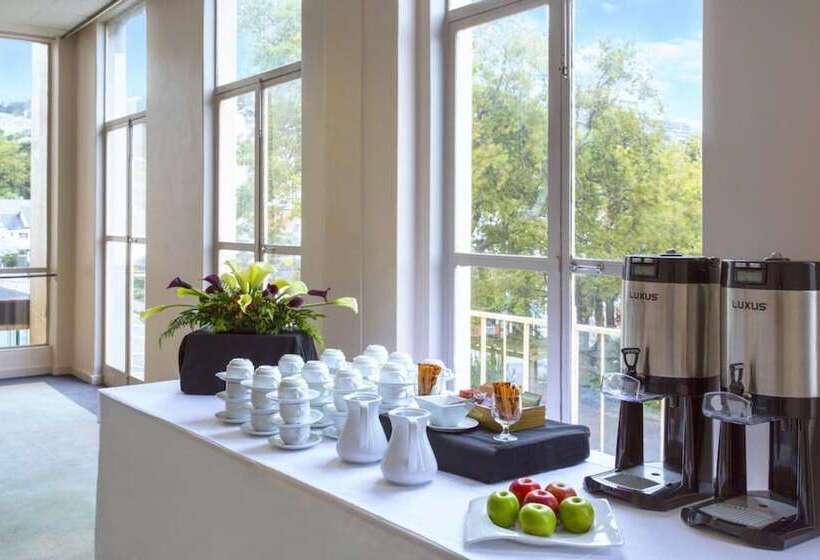 ホテル Willis Wellington