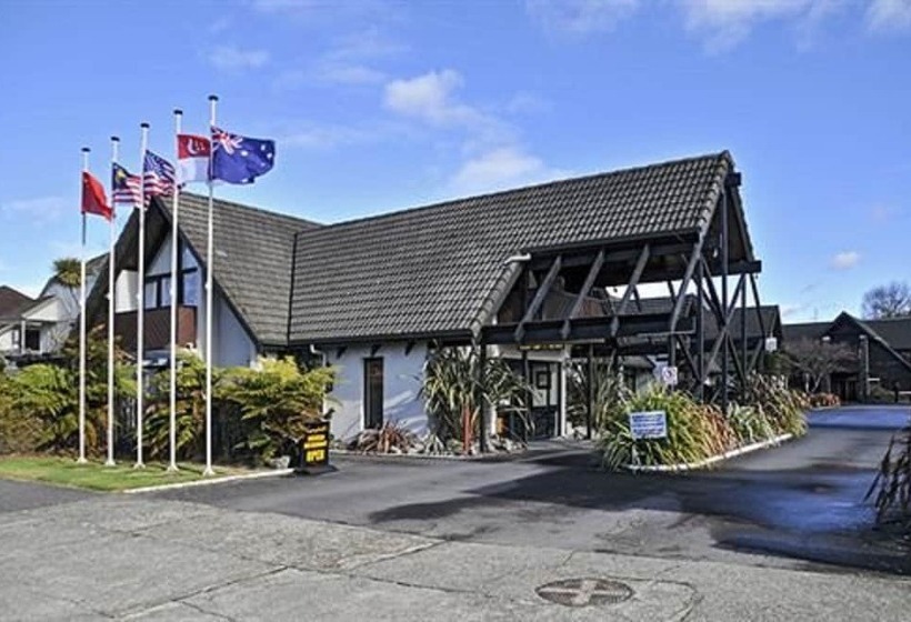 هتل Wylie Court Motor Lodge