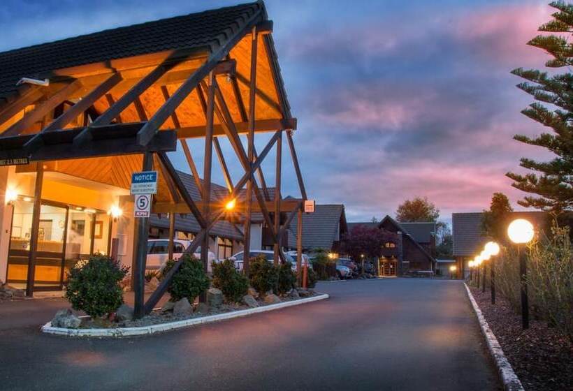 هتل Wylie Court Motor Lodge