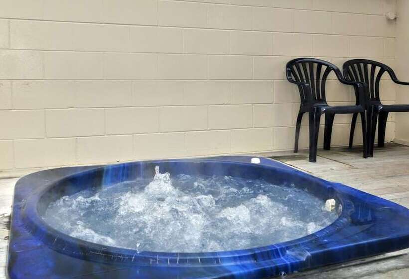 هتل Wylie Court Motor Lodge