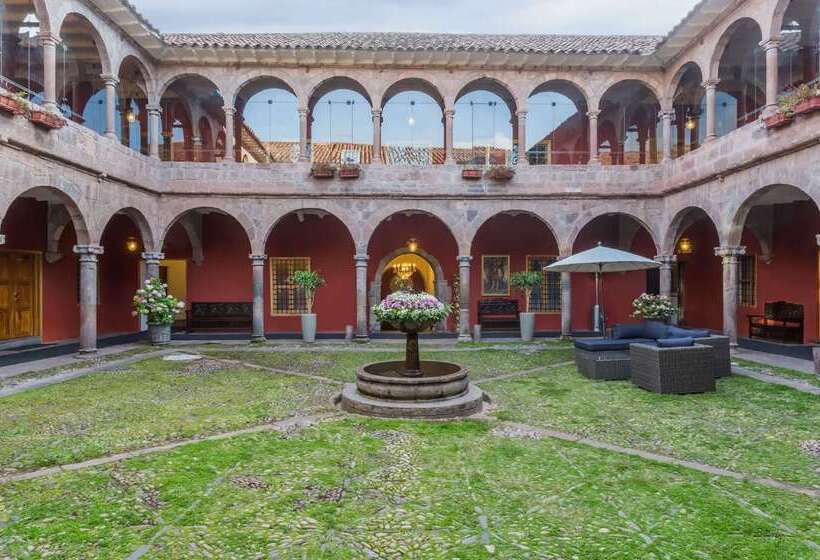 ホテル Costa Del Sol Wyndham Cusco