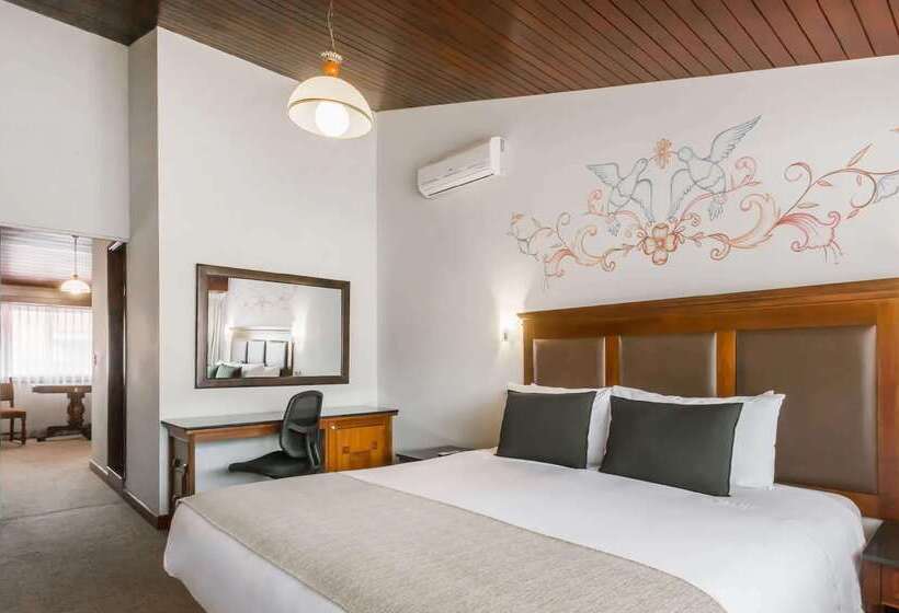 ホテル Costa Del Sol Wyndham Cusco