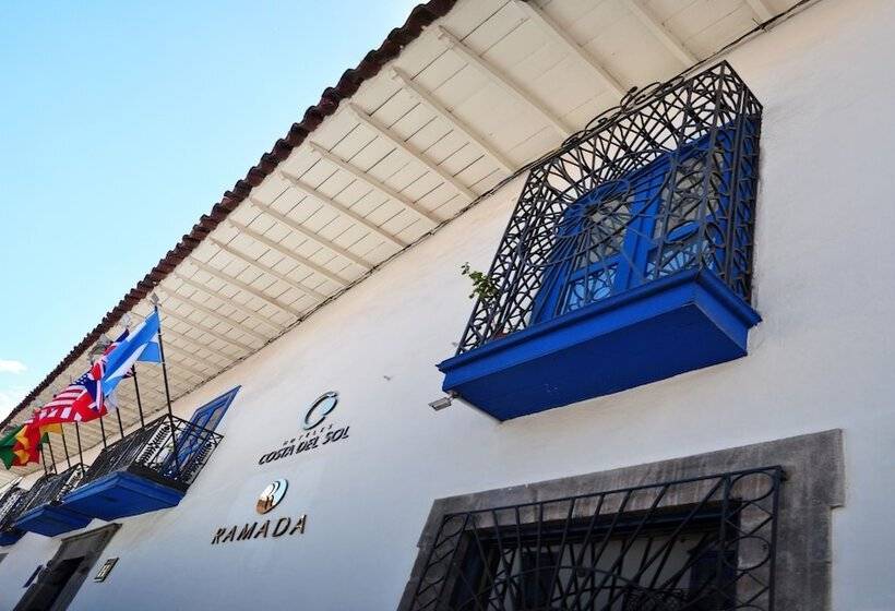 ホテル Costa Del Sol Wyndham Cusco