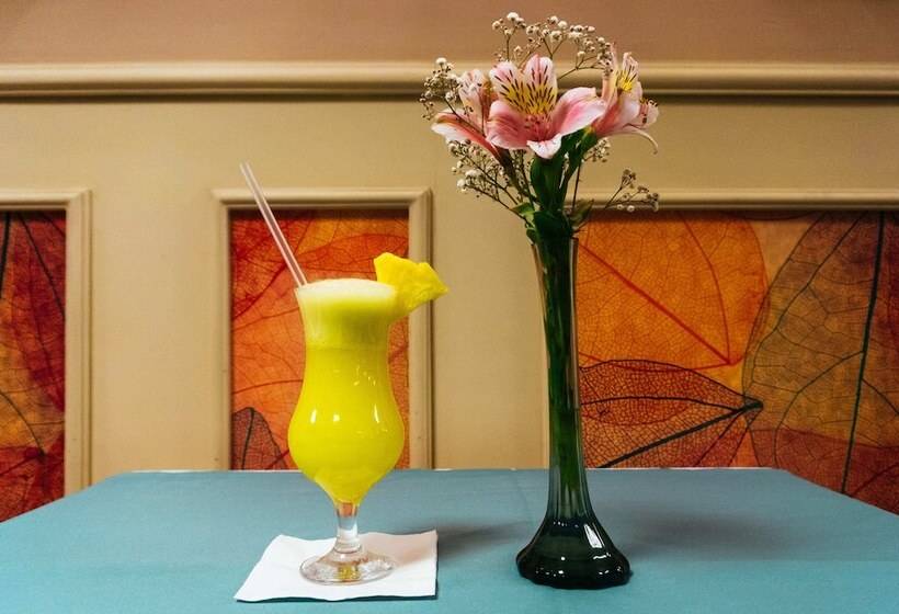 Отель Xima Central Tacna