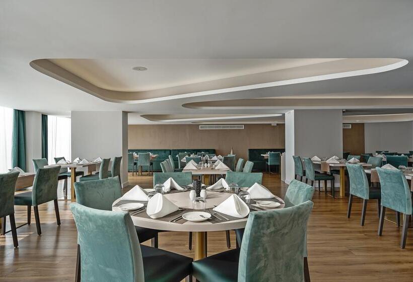 Jupiter Albufeira Hotel - Family & Fun