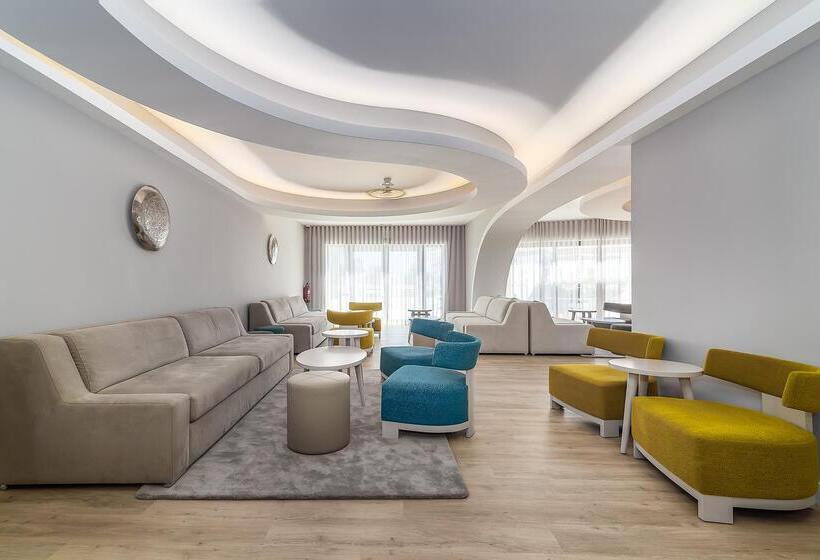 Jupiter Albufeira Hotel - Family & Fun