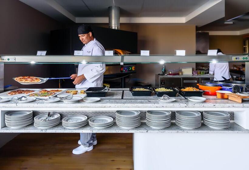 Jupiter Albufeira Hotel - Family & Fun