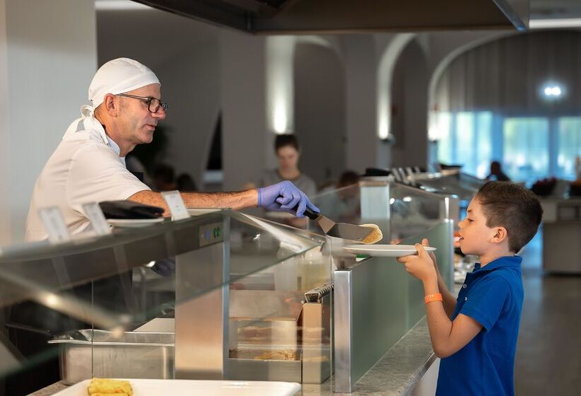 Jupiter Albufeira Hotel - Family & Fun