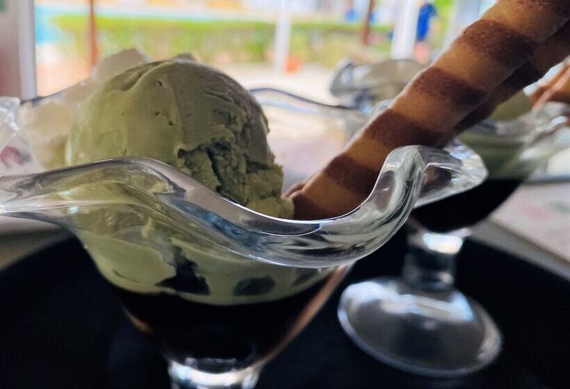 Luz Ocean Club Apartments