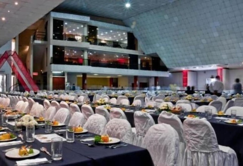 Maria Angola Hotel & Centro De Convenciones