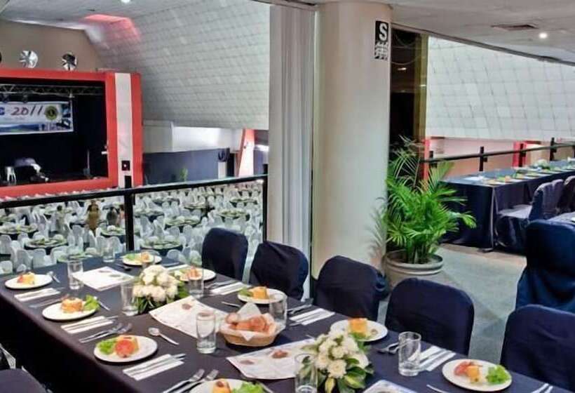 Maria Angola Hotel & Centro De Convenciones