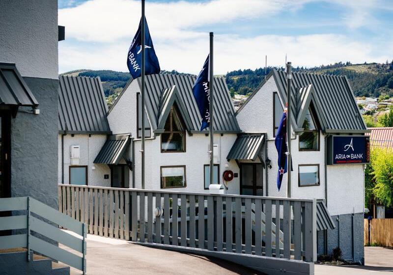 מוטל Aria on Bank