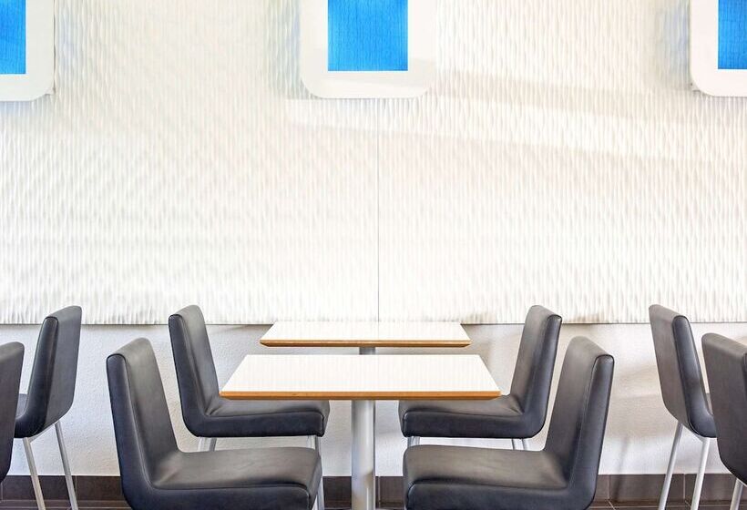 モーテル Ibis Budget Wrocław Stadion