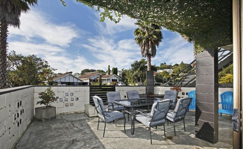 מוטל Walton Park Motor Lodge