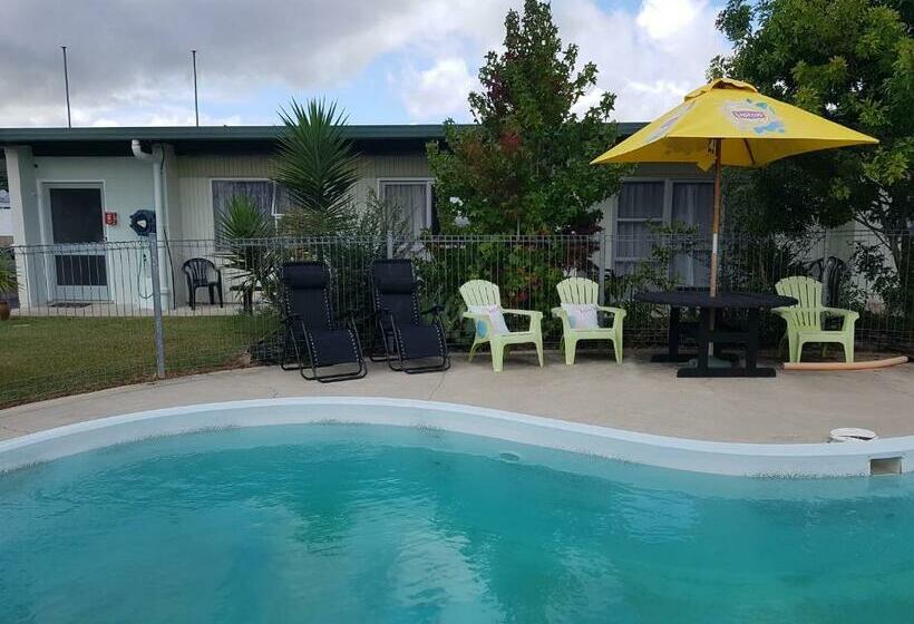 Parkview Motel