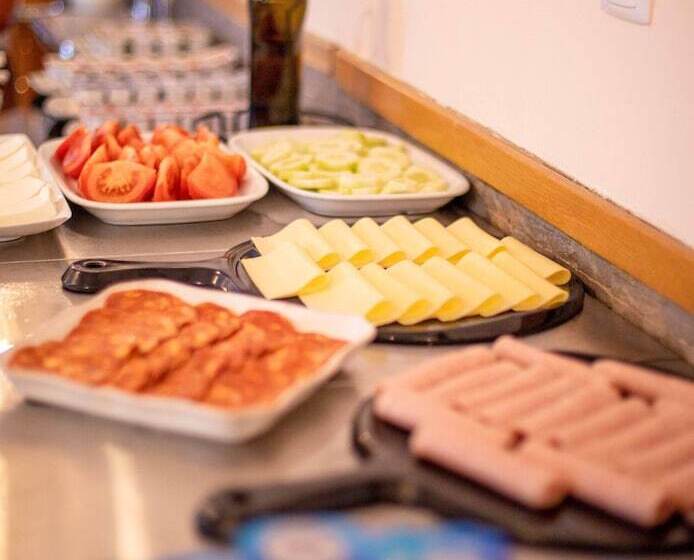 پانسیون Grande Pensao Residencial Alcobia