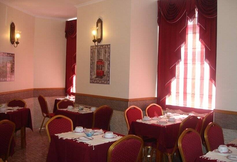 پانسیون Grande Pensao Residencial Alcobia