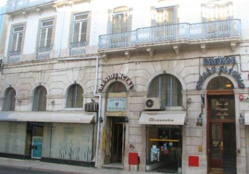 پانسیون Grande Pensao Residencial Alcobia