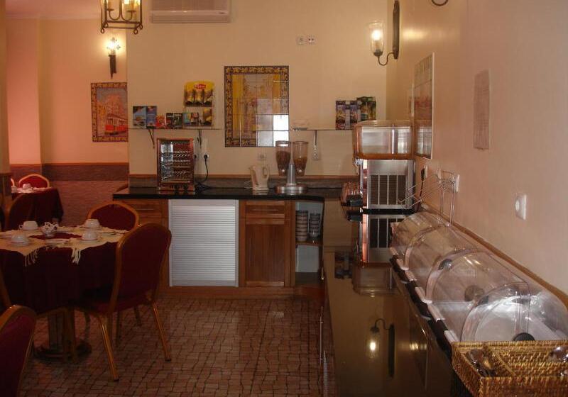 پانسیون Grande Pensao Residencial Alcobia