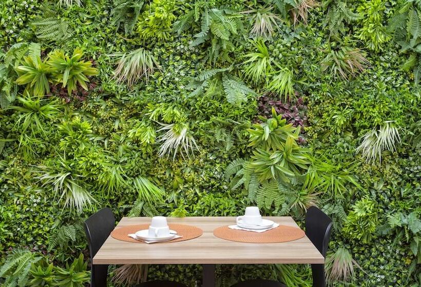 اقامتگاه Made Inn Faro