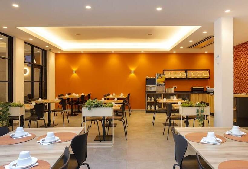 اقامتگاه Made Inn Faro